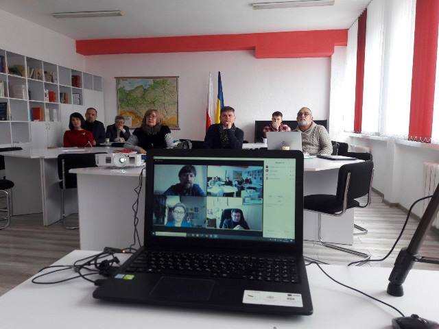 Учасники колоквіуму